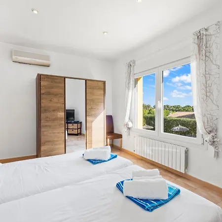 Gekko By Interhome Altea