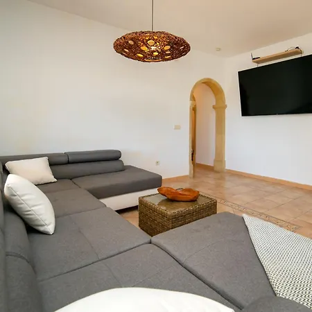 Gekko By Interhome Villa Altea